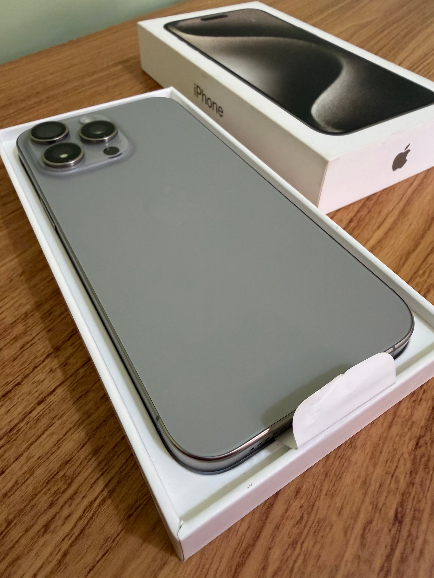 iPhone 15 Pro Max - Natural, 86%, 256GB