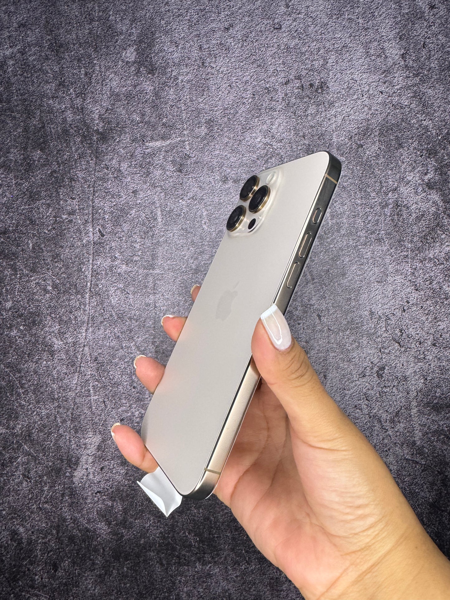 iPhone 16 Pro Max - Desert, 93%, 256GB