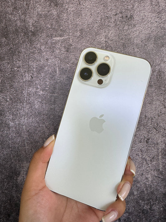 iPhone 13 Pro Max - 256GB, white, 83%