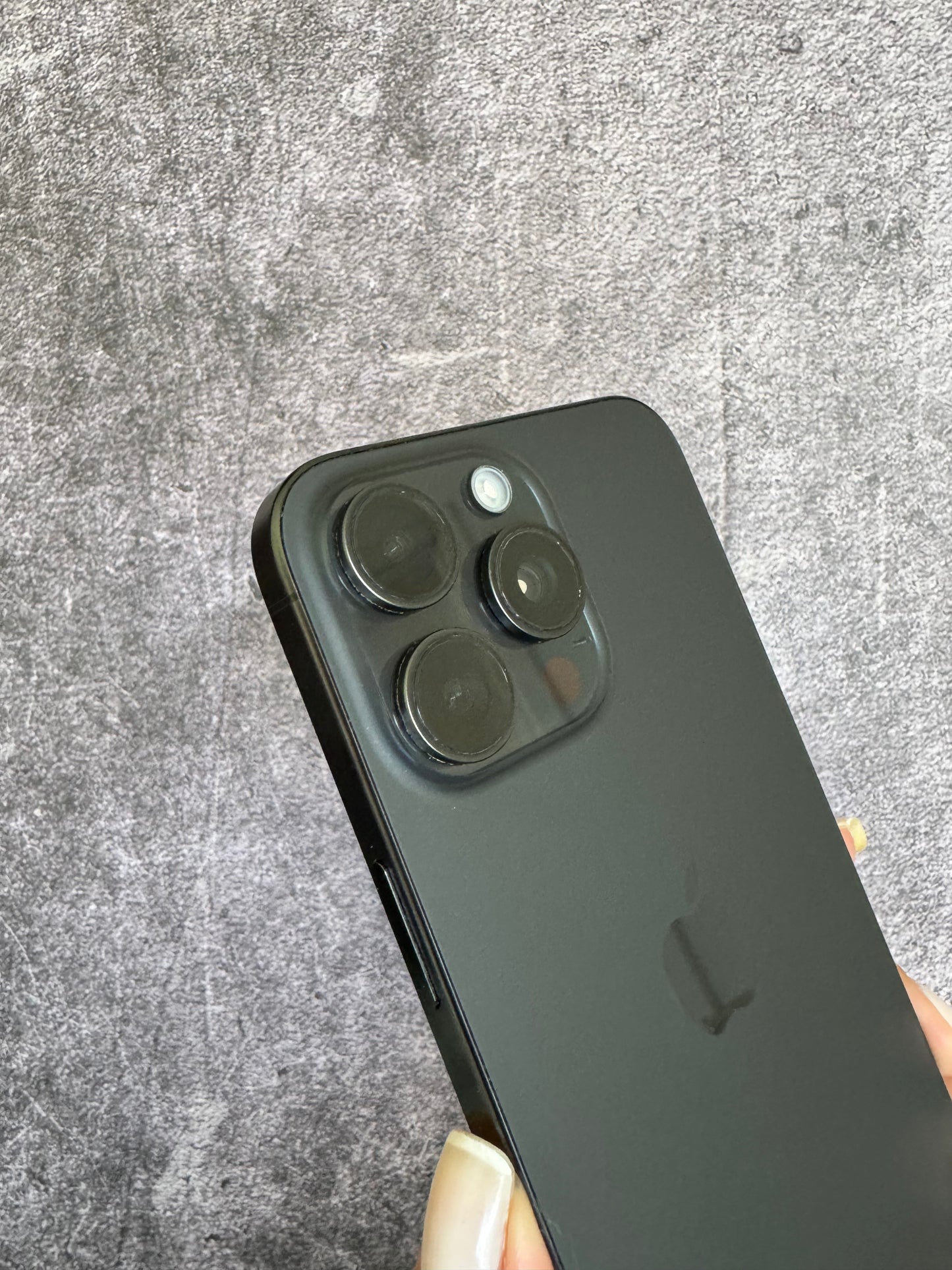 iPhone 15 Pro Max - Black, 256GB, 86%