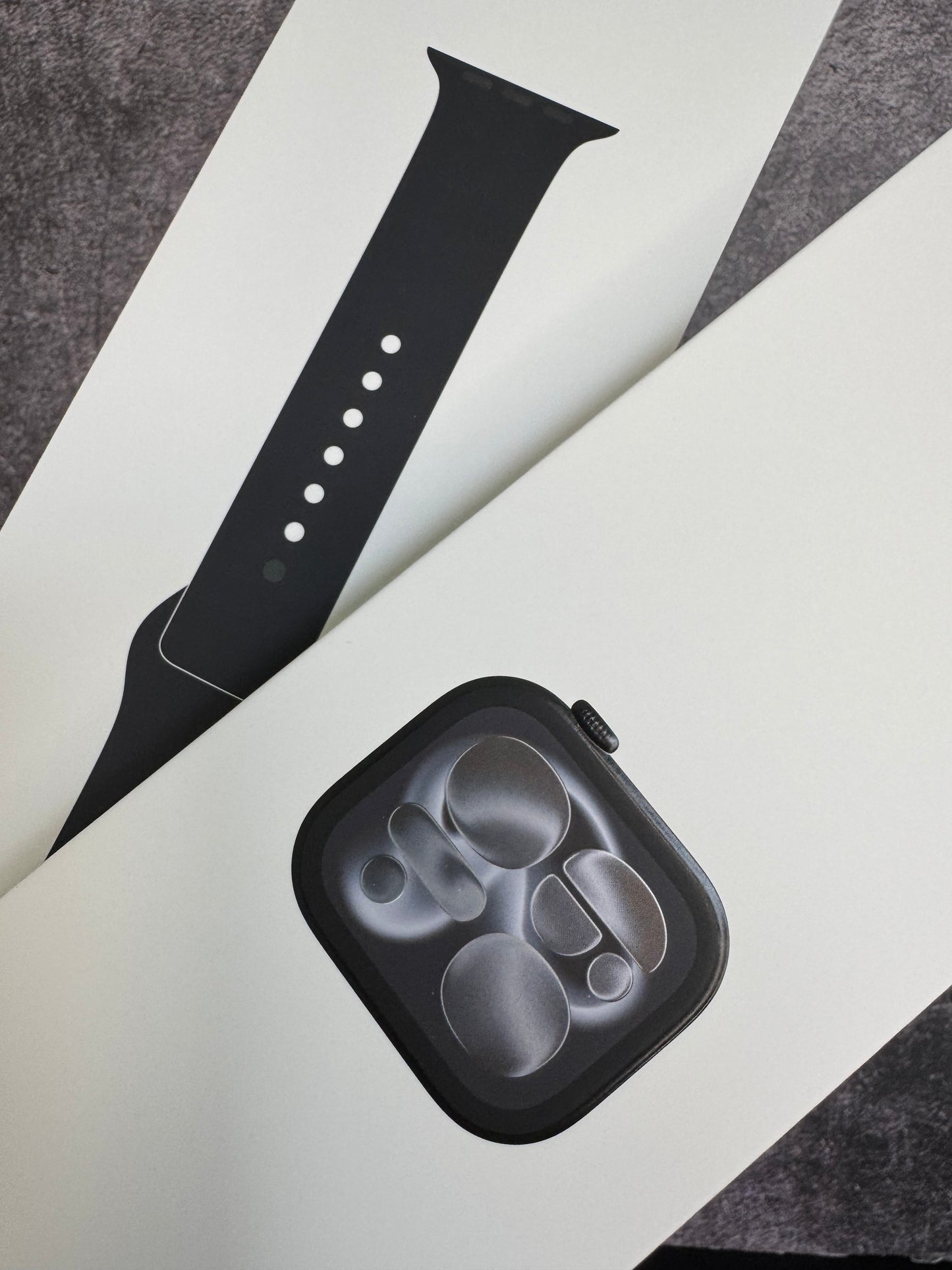 Apple Watch Series 11 - 42mm, Jet Black