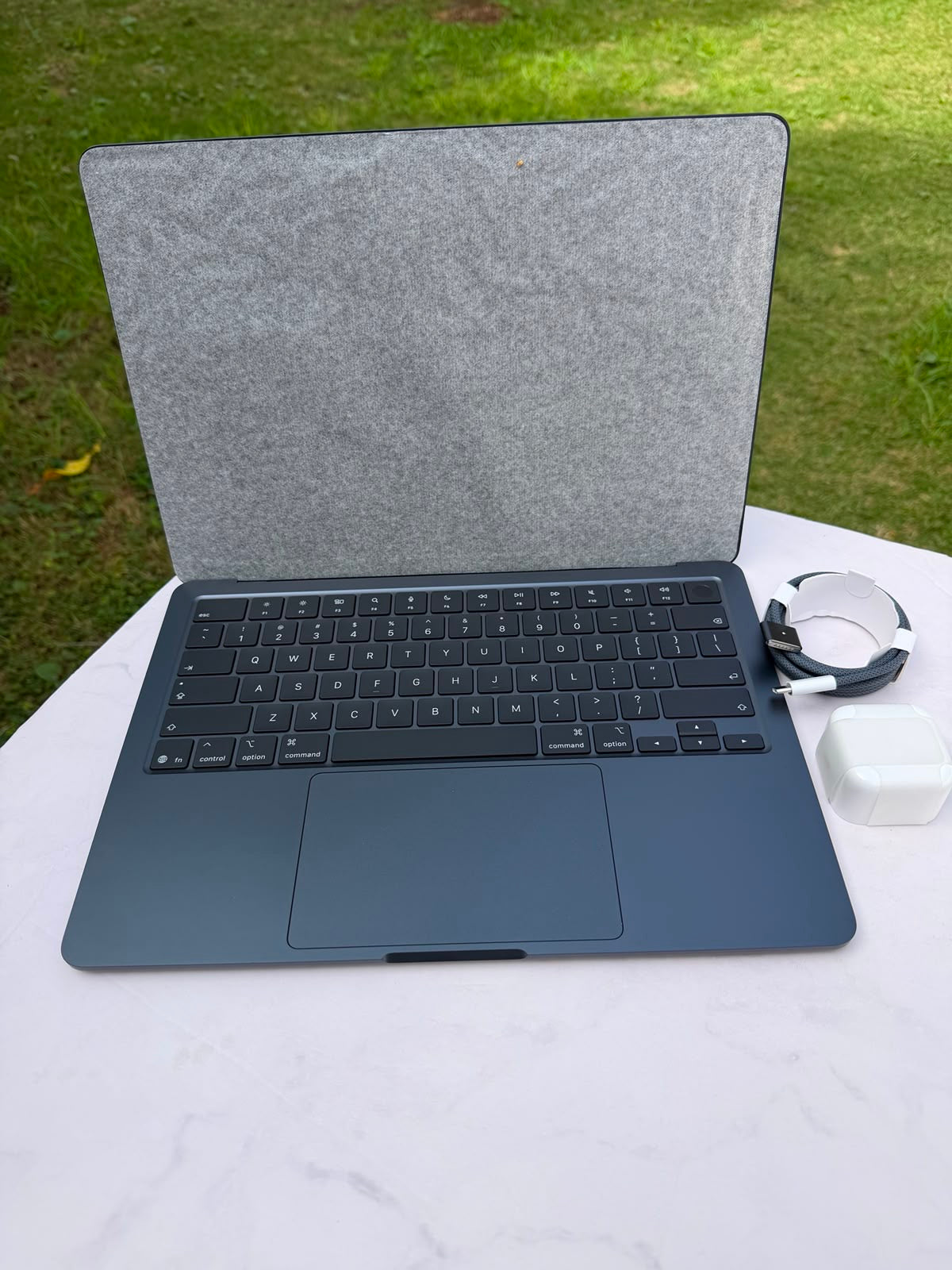 Macbook Air M5 - Midnight, 512GB, 16GB, 13.6'